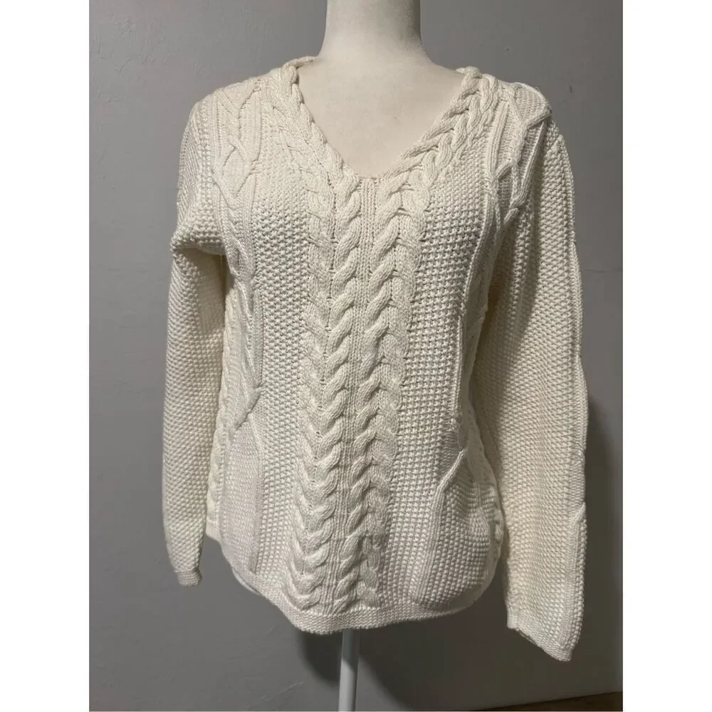 Irelands eye White cotton v neck knit sweater L